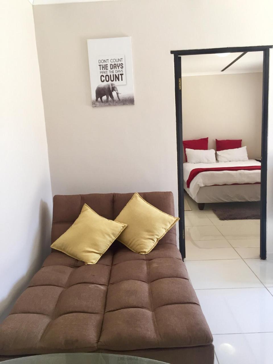 Man Cave Suite Swakopmund Exterior foto